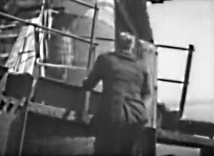 Climbing the rickety Dolphin