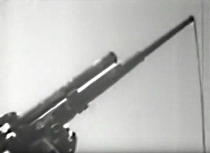 3.7" Heavy Anti-Aircraft Gun with attached antenna feed