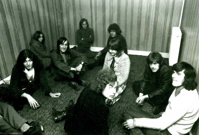 Group down below on Mi-Amigo