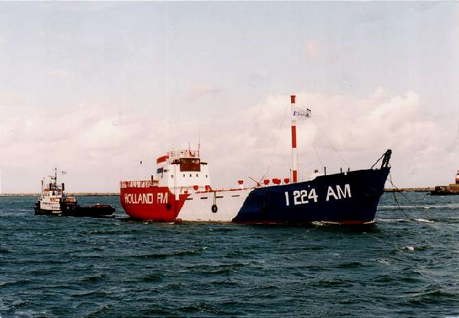 MV Communicators under tow