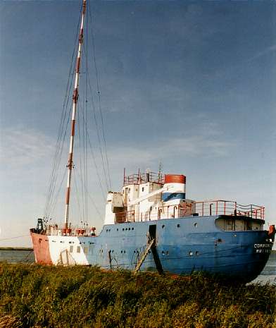 MV Communicator Portside Stern 2002