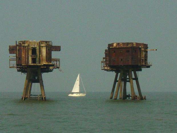 Yacht passing Red Sands Fort