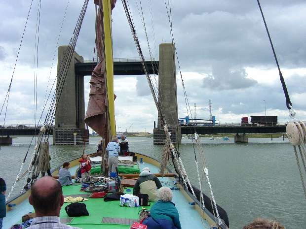 Greta hasty sums before going under bridge