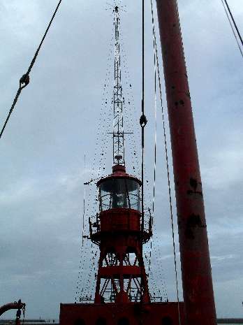 Loking aft starboard from fore peak