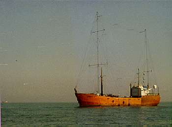 Communicator with Ross Revenge