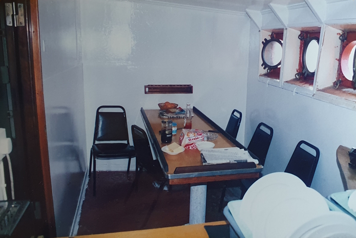 Communicator Mess Room