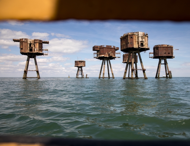 Shivering Sands Army Fort looking North from the X-Pilot Shivering Sands Army Fort looking North from the X-Pilot