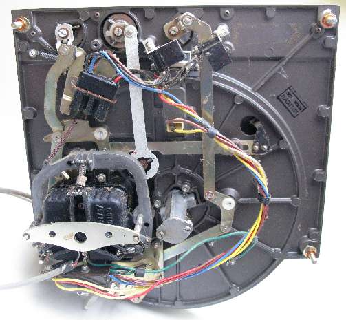 Radio 390 Garrard 401 Underside Radio 390 Garrard 401 Underside