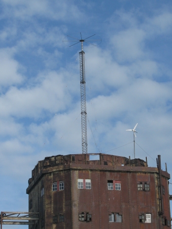 Red Sands Radio antenna 3 Red Sands Radio antenna 3