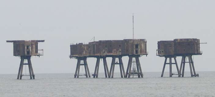 Red Sands Fort new antenna Red Sands Fort new antenna