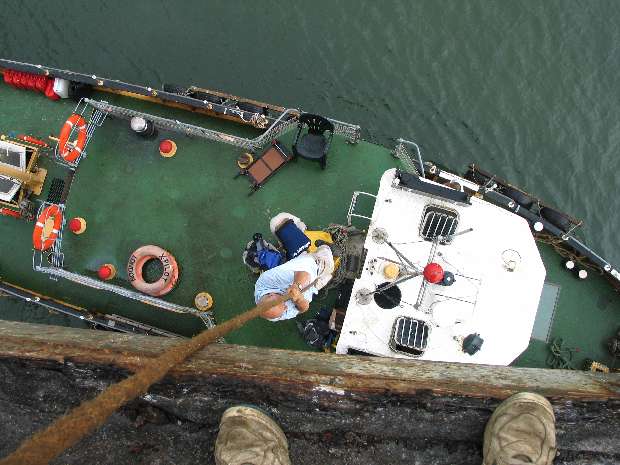 X-Pilot deck Tony down the rope X-Pilot deck Tony down the rope