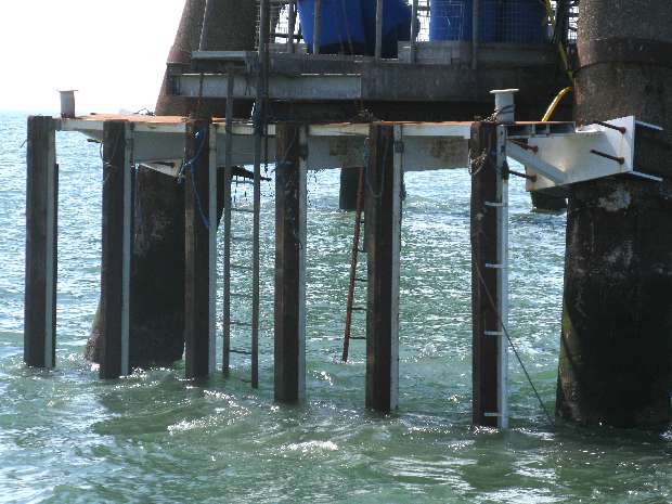 Pulling away from Fort