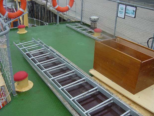 X-Pilot top deck X-Pilot top deck