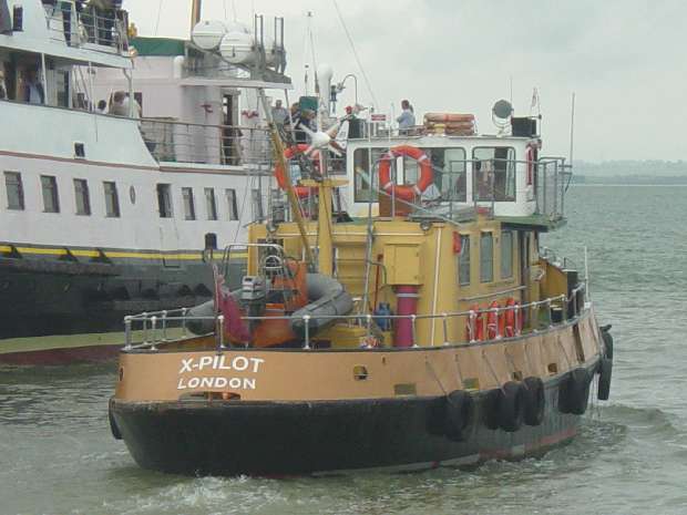 X-Pilot passes Balmoral X-Pilot passes Balmoral