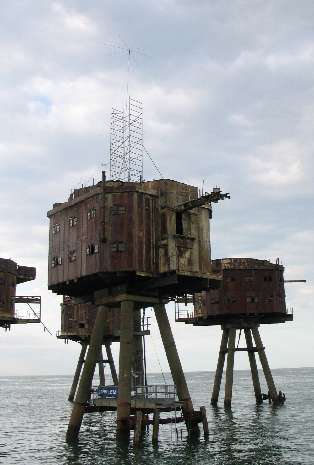 View of G1 & completed antenna View of G1 & completed antenna