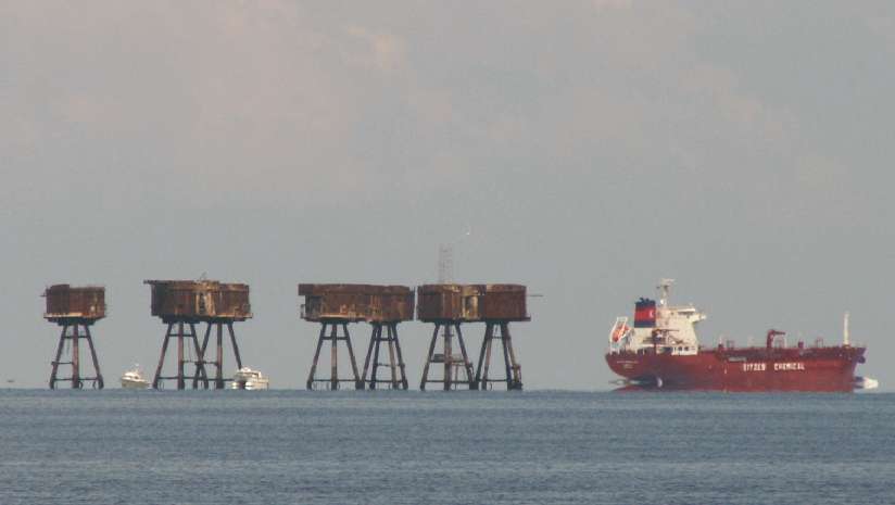 First view of the antenna work from the sea First view of the antenna work from the sea