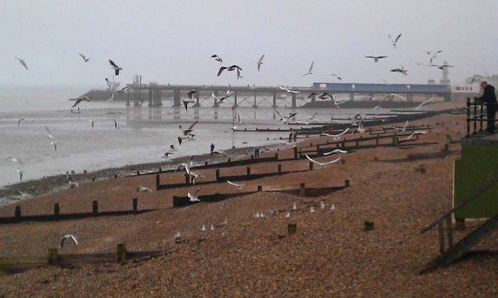 Herne Bay Pier & Neptunes Jetty from Hampton Pier Herne Bay Pier & Neptunes Jetty from Hampton Pier