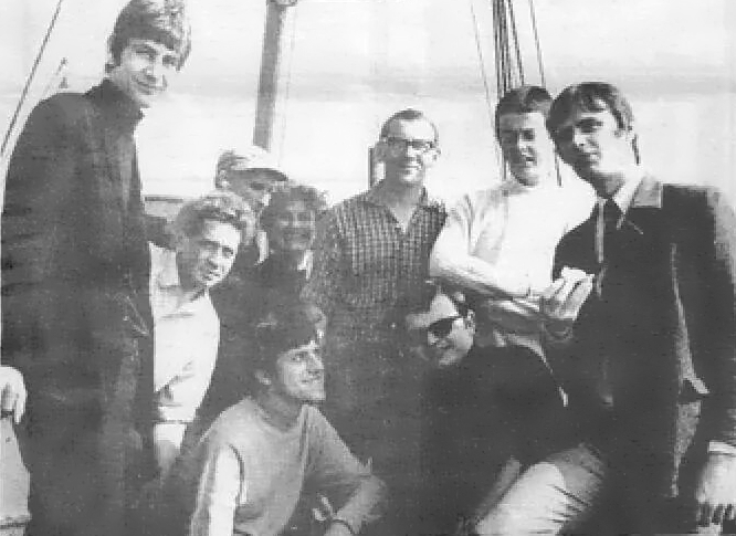 Robin in group on Radio 390 Fort