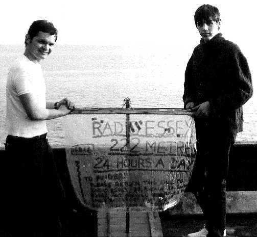 David Sinclair & Mark Wesley's Radio Essex Toy Boat