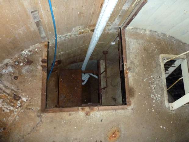 Lift shaft cable runs