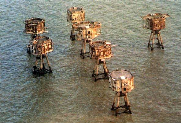 Sky photo of Red Sands Fort in 2003