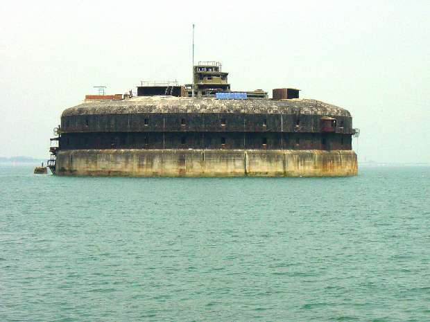 Horse Sands Fort Horse Sands Fort