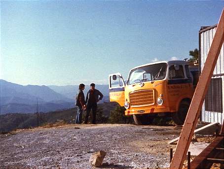 Radio Nova diesel truck