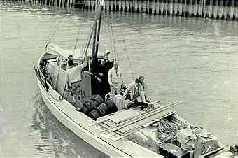 Radio City tender Harvester 2 leaves Whitstable