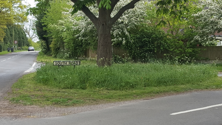 Hillmorton Lane with South Road on right Hillmorton Lane with South Road on right