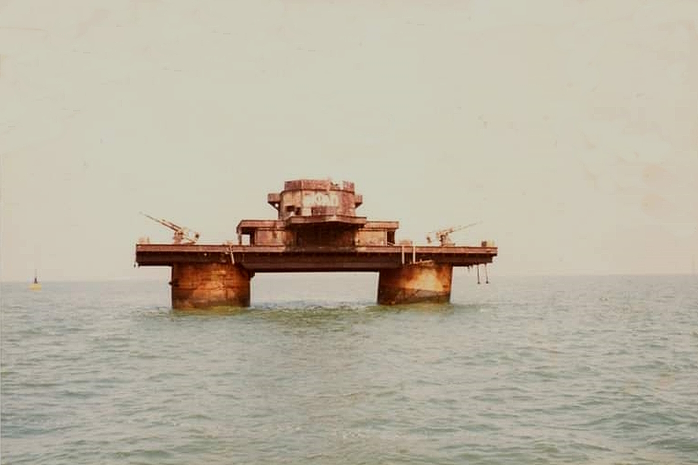 Tongue Tower 1991 Tongue Tower 1991